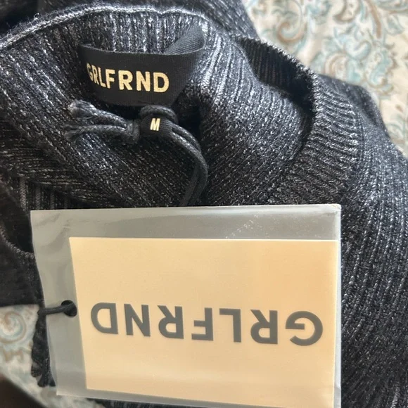 NWT GRLFRND Kasia L/S Bandeau Sweater in Thunder with Black Size medium - Picture 4 of 4
